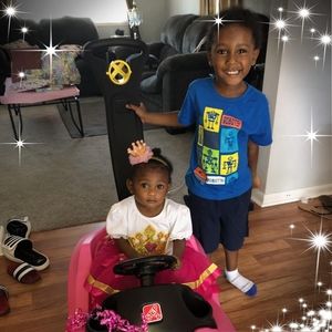 Meet your Posher, Robin